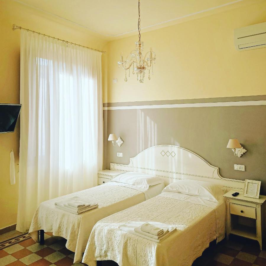 Couette-café Domo Florenzia 3*